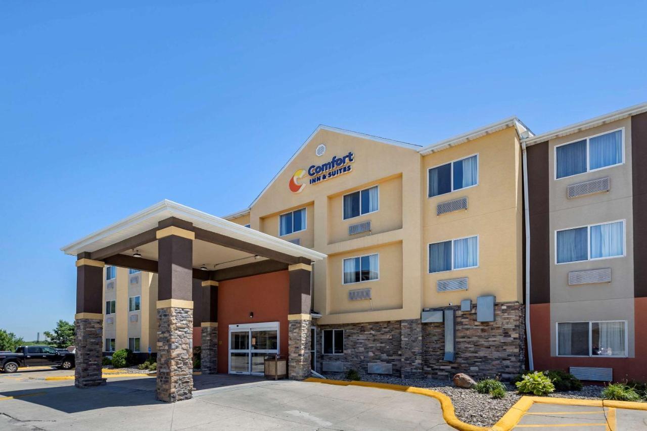 Comfort Inn & Suites Waterloo - Cedar Falls Extérieur photo