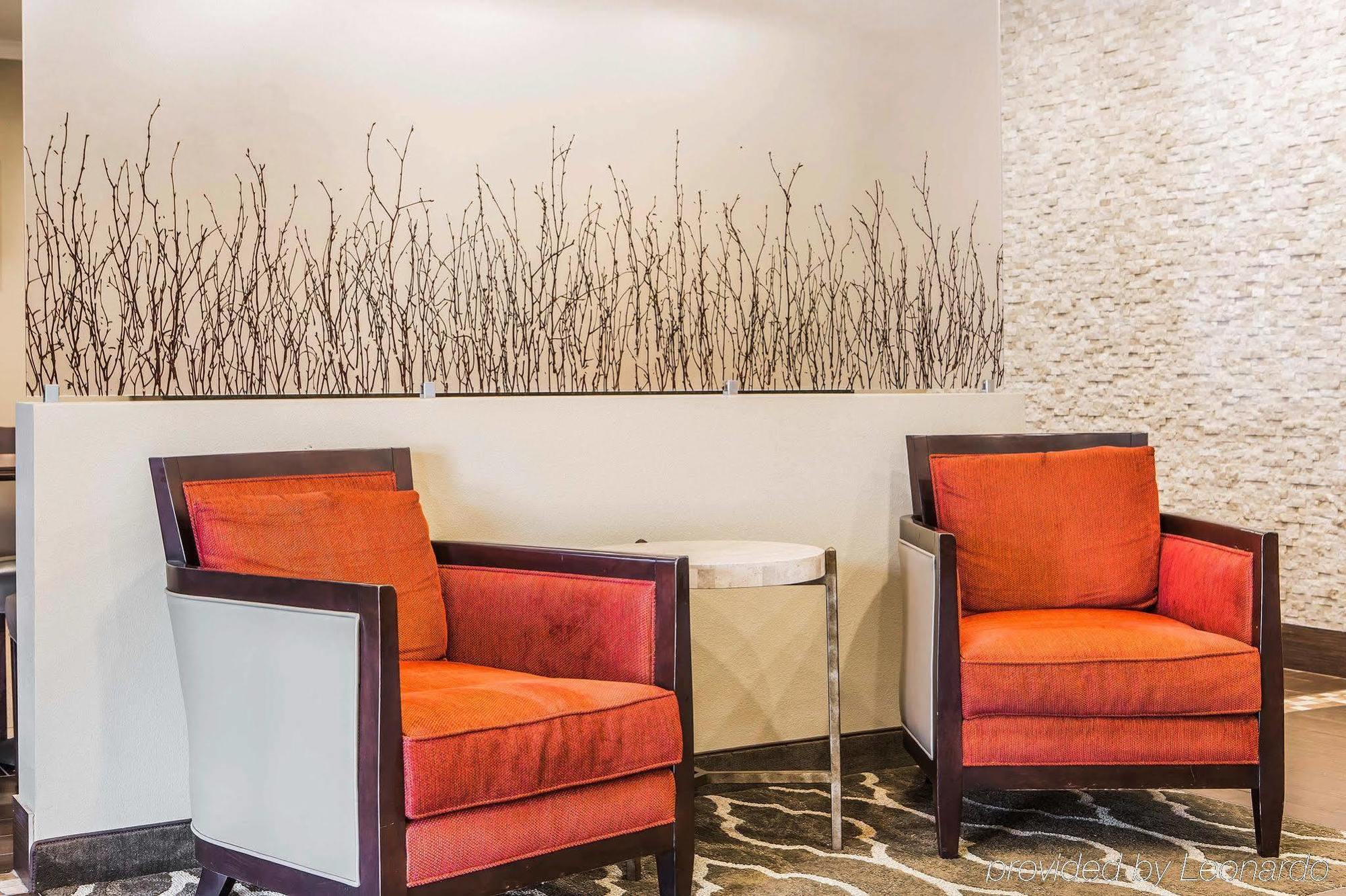 Comfort Inn & Suites Waterloo - Cedar Falls Extérieur photo